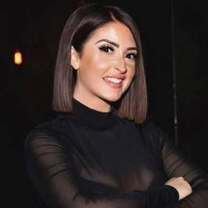 Meet your Posher, Danielle